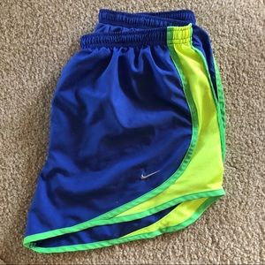 Nike running shorts size medium